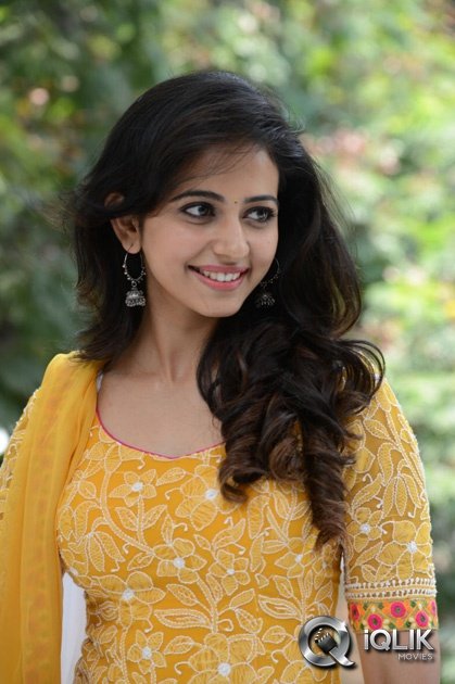 Pandaga-Chesko-Movie-Press-Meet